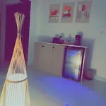 شقة غرفة وصالة بالعقيق